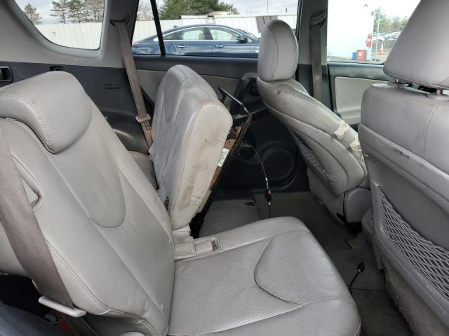 Toyota RAV4 Limited Image 10