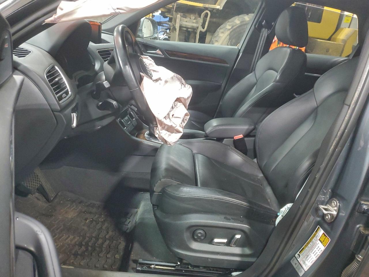 Audi Q3 Prestige Image 7