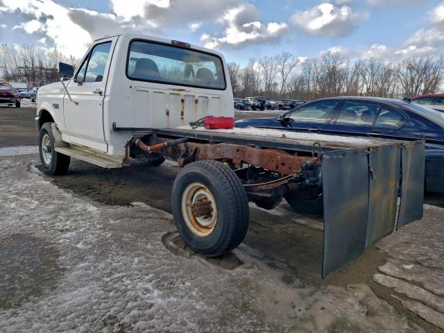 Ford F-250 Image 2