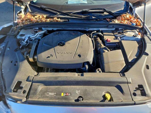 Volvo S90 T6 Momentum Image 9