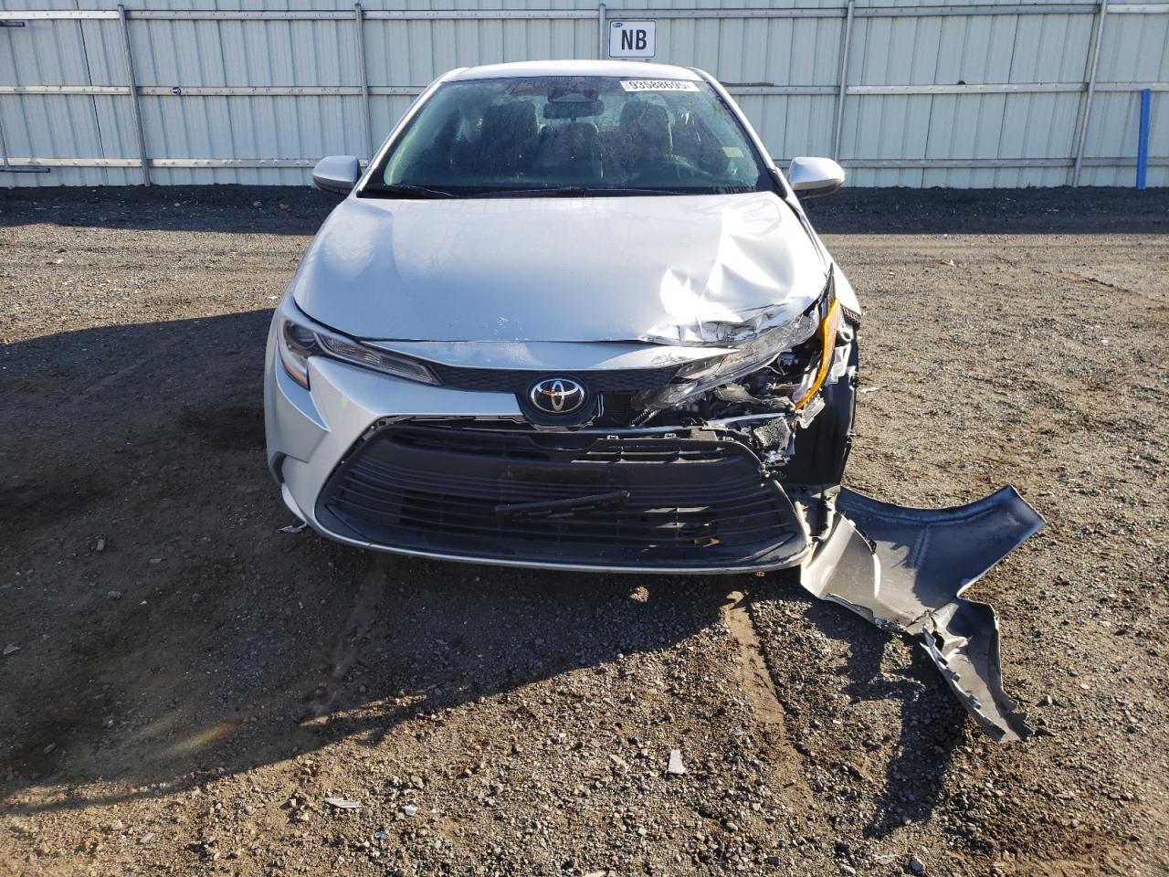 Toyota Corolla Le Image 3