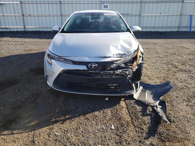 Toyota Corolla Le Image 3