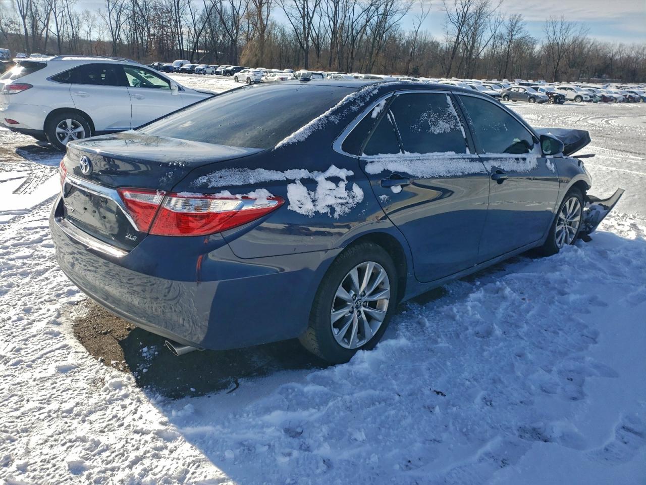 Toyota Camry Xse Image 10