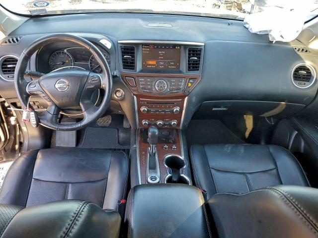 Nissan Pathfinder S Image 6