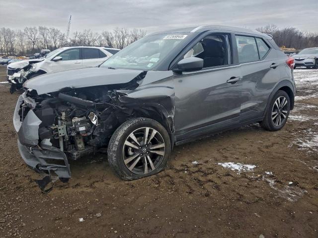  Salvage Nissan Kicks