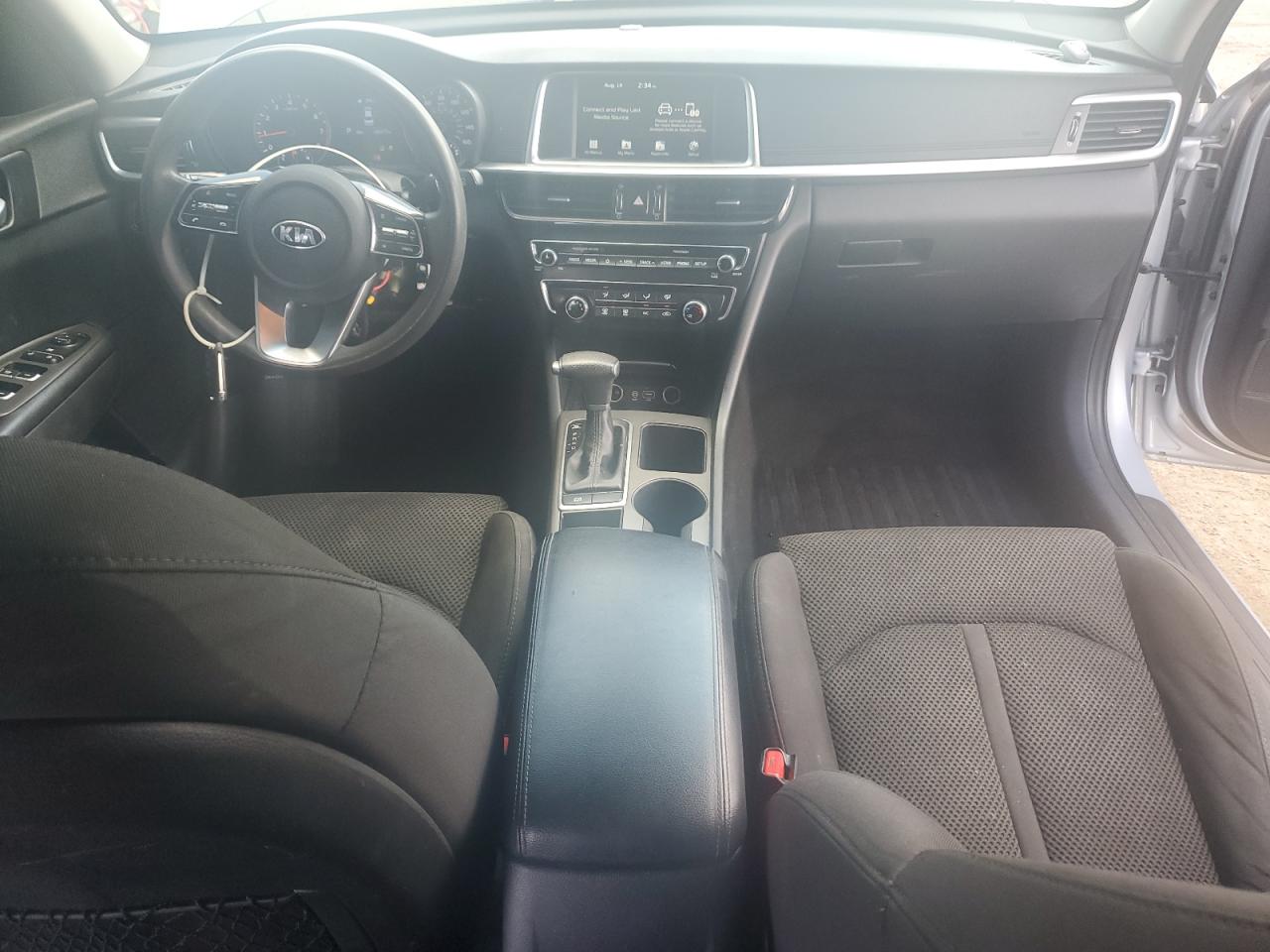 Kia Optima Lx Image 9