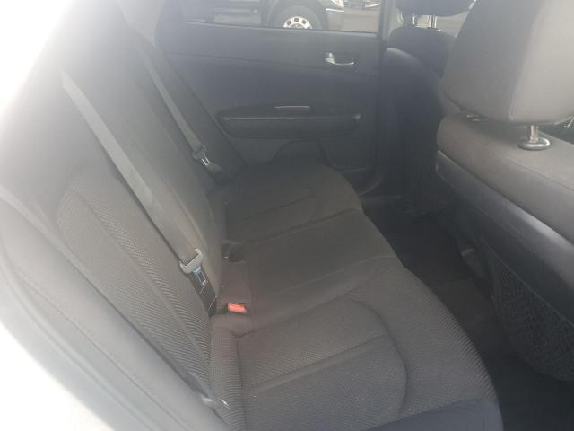 Kia Optima Lx Image 7