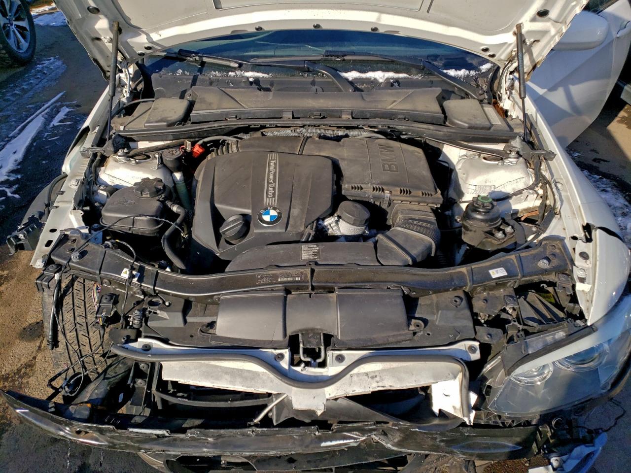 BMW 3 Series Xi Image 4