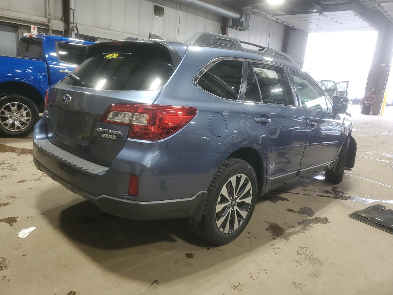 Subaru Outback 2.5i Limited Image 5