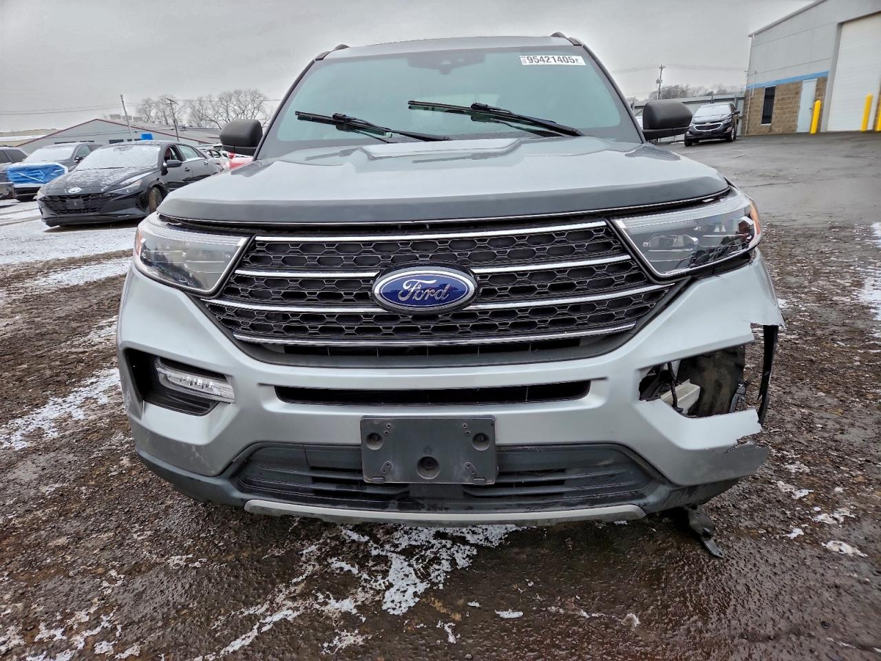 Ford Explorer Xlt Image 12