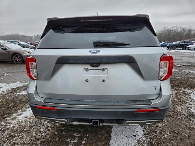 Ford Explorer Xlt Image 4