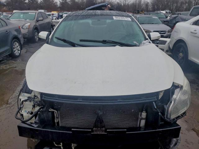 Nissan Maxima S Image 9