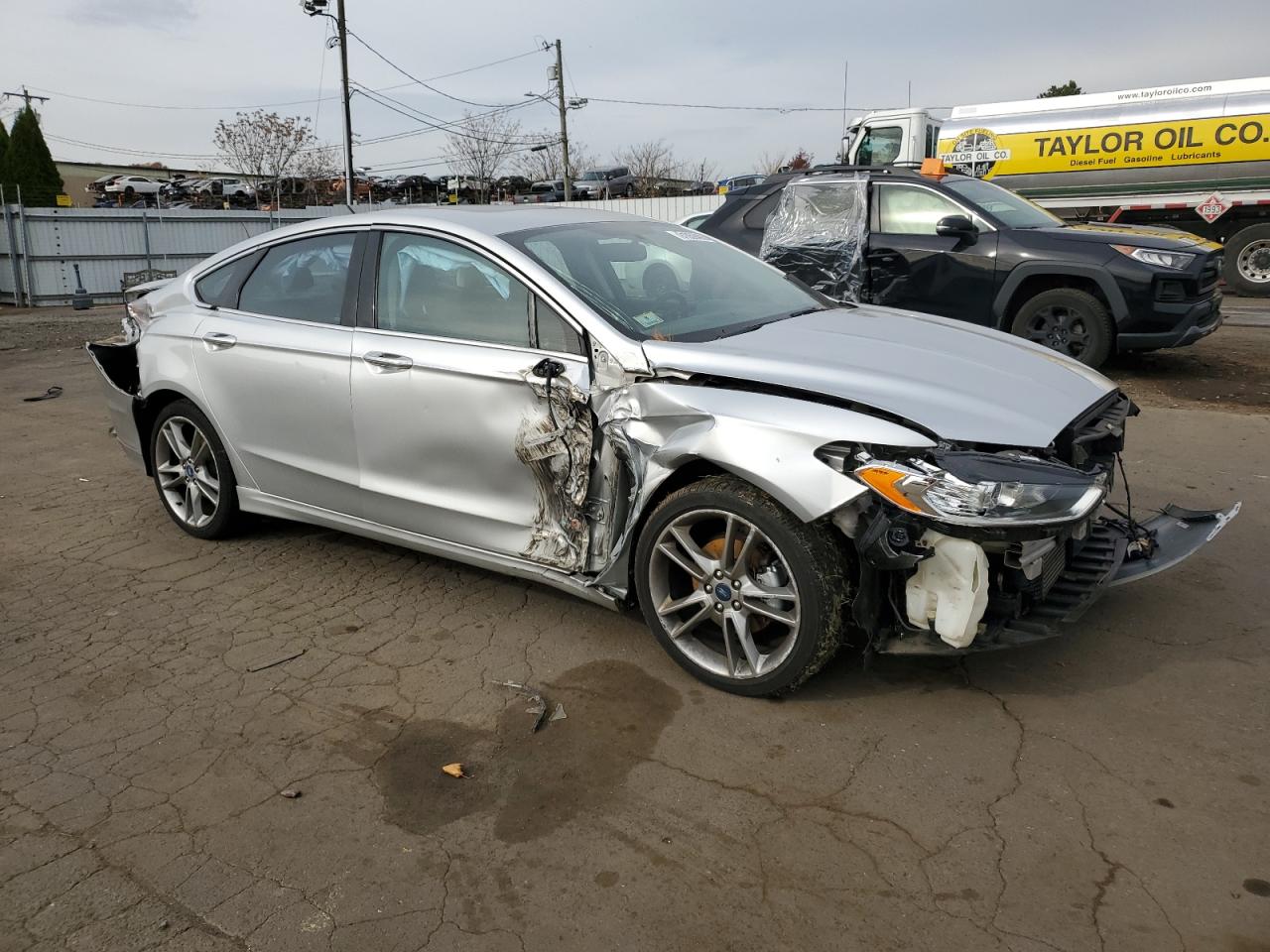 Ford Fusion Titanium Image 2