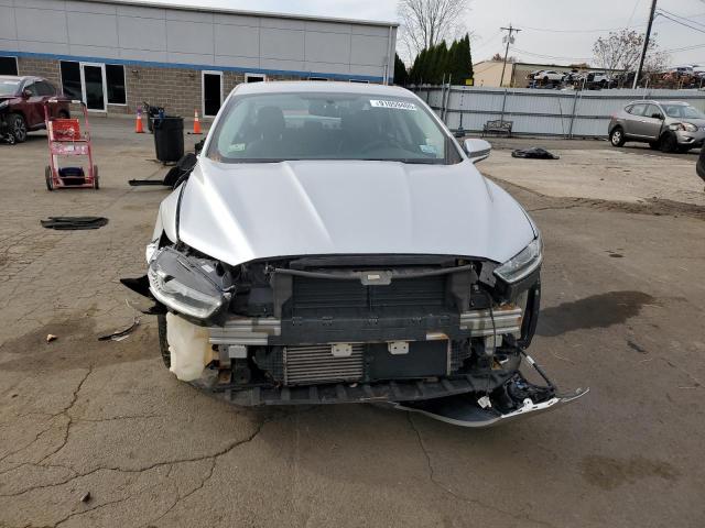 Ford Fusion Titanium Image 10