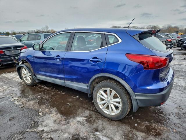 Nissan Rogue S Image 5