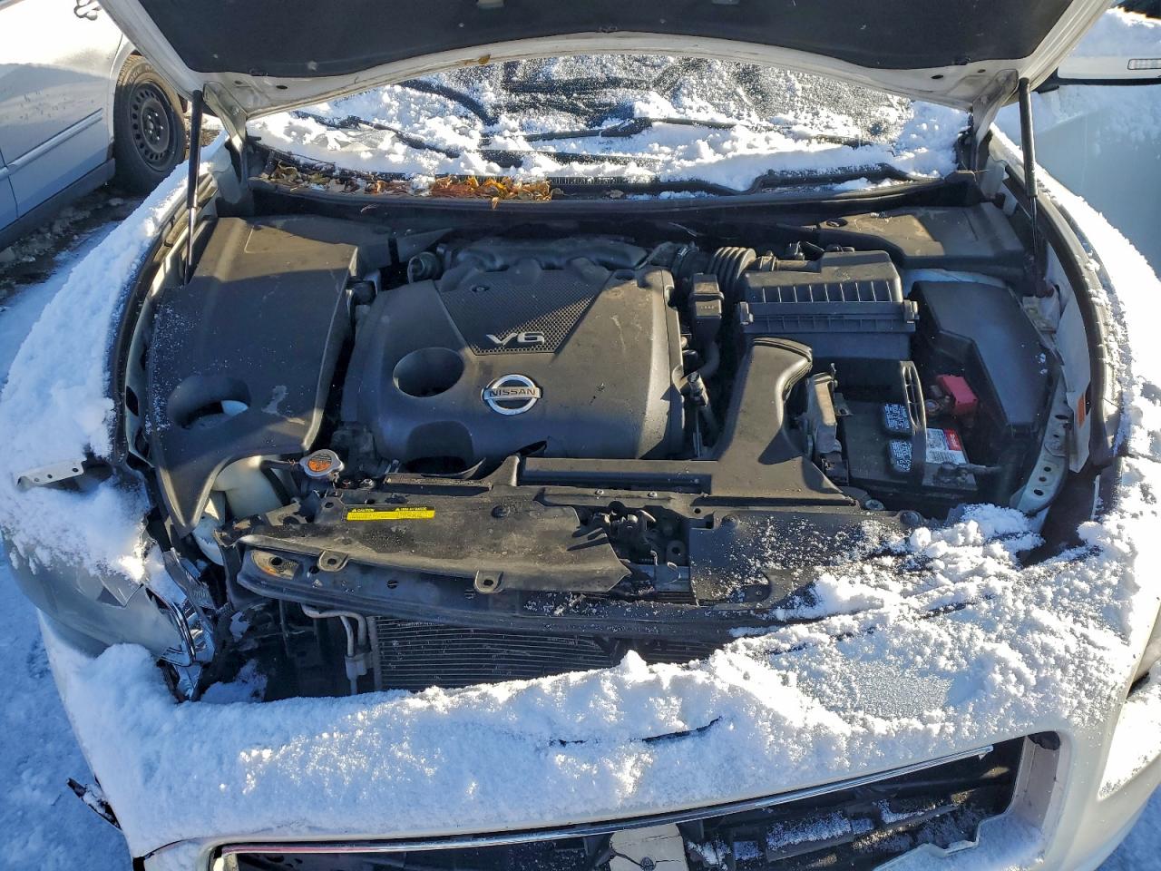 Nissan Maxima S Image 11