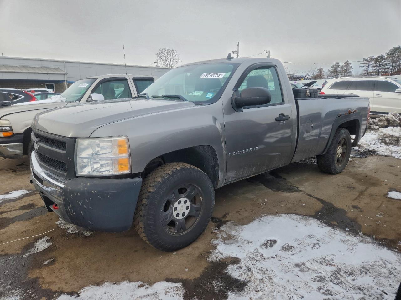 Chevrolet Silverado C1500 Image 1