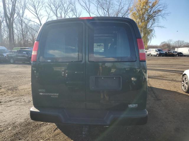 Chevrolet Express Image 9