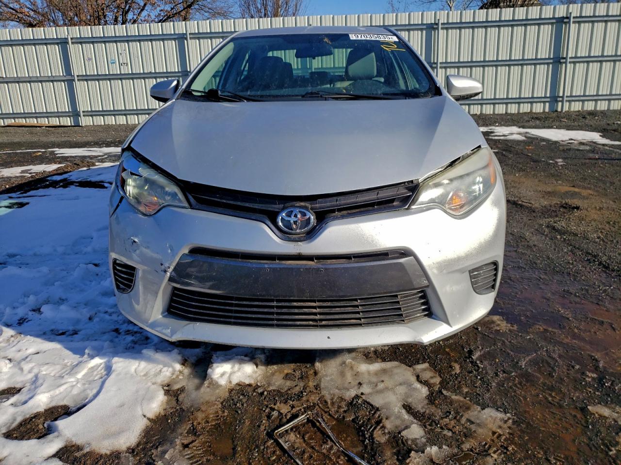 Toyota Corolla L Image 4