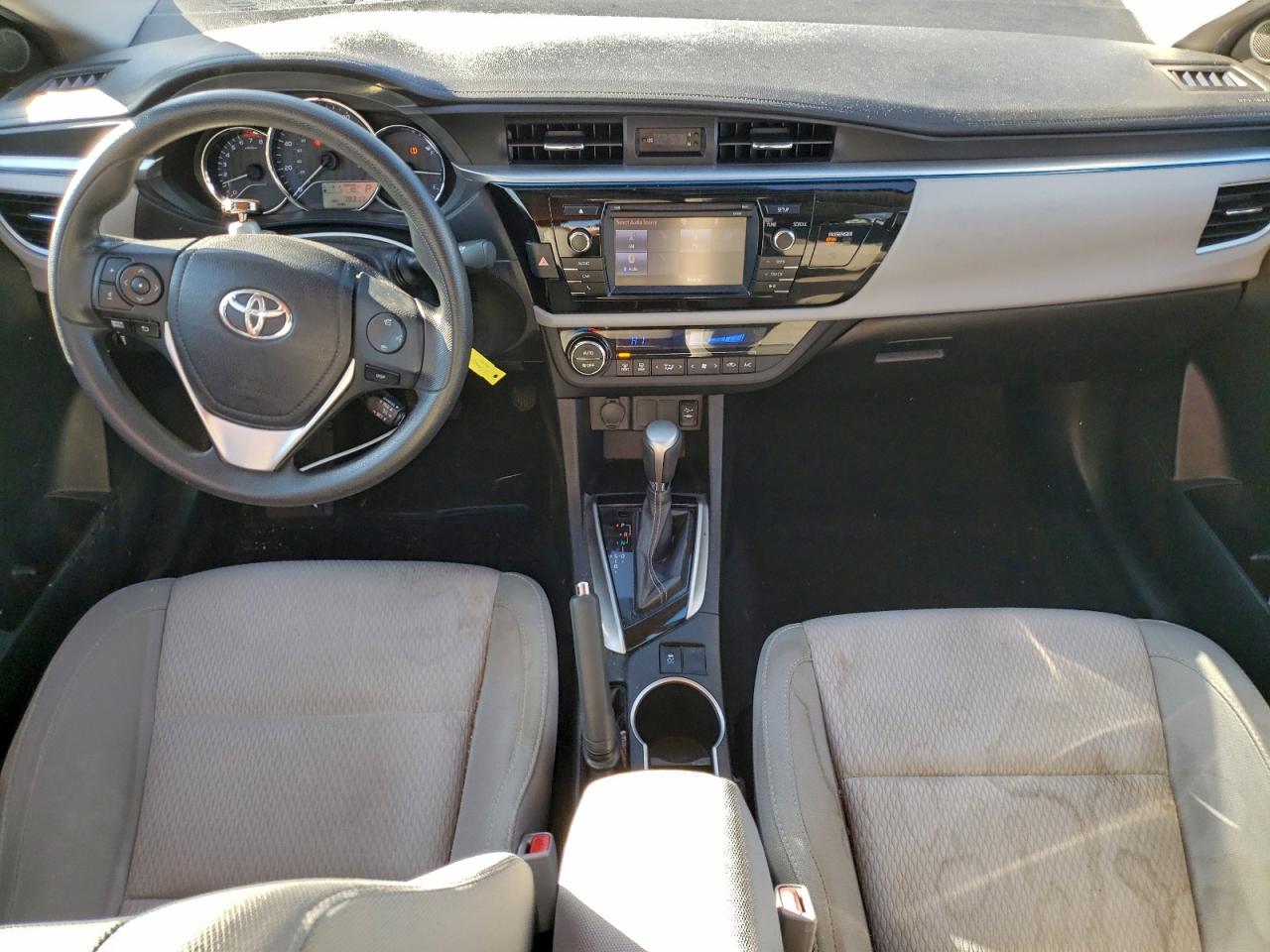 Toyota Corolla L Image 7