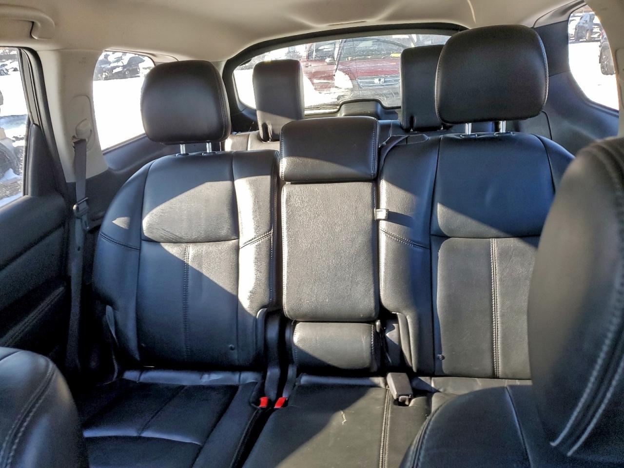 Nissan Pathfinder S Image 11