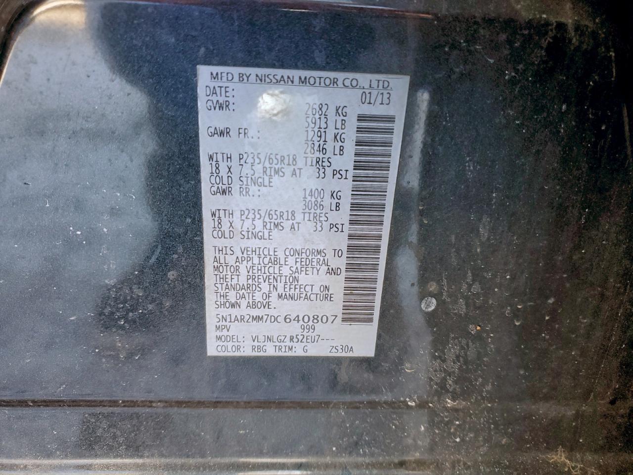 Nissan Pathfinder S Image 9