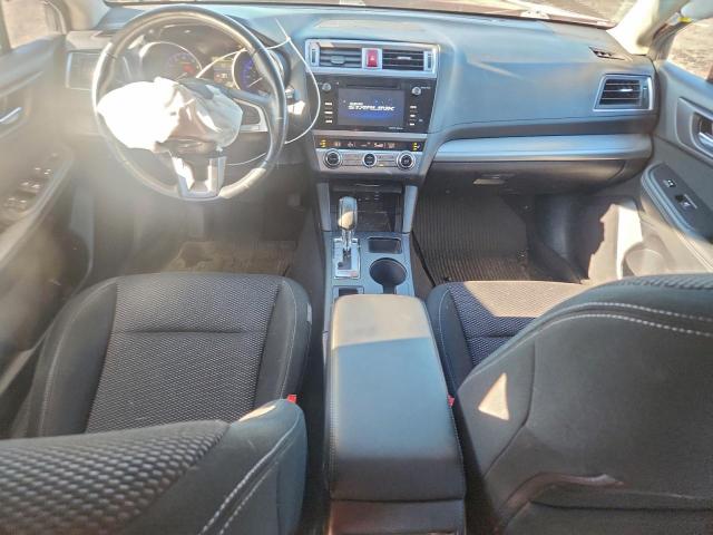 Subaru Outback 2.5i Premium Image 10