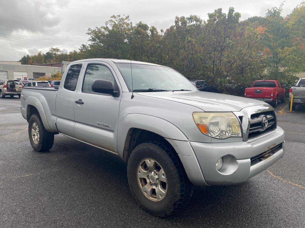 Toyota Tacoma Access Cab Image 1