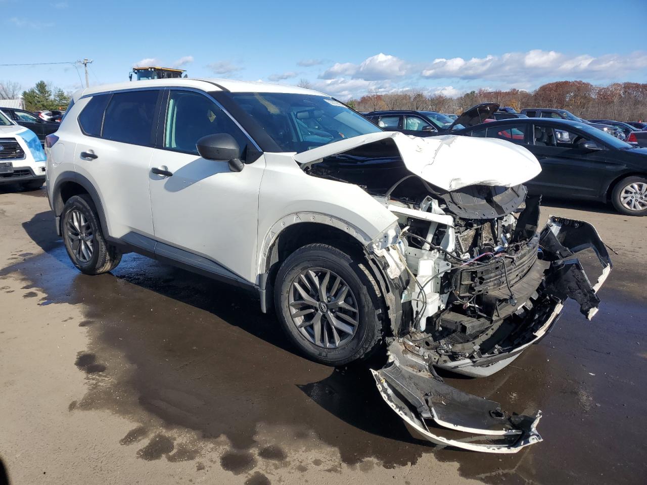 Nissan Rogue S Image 5