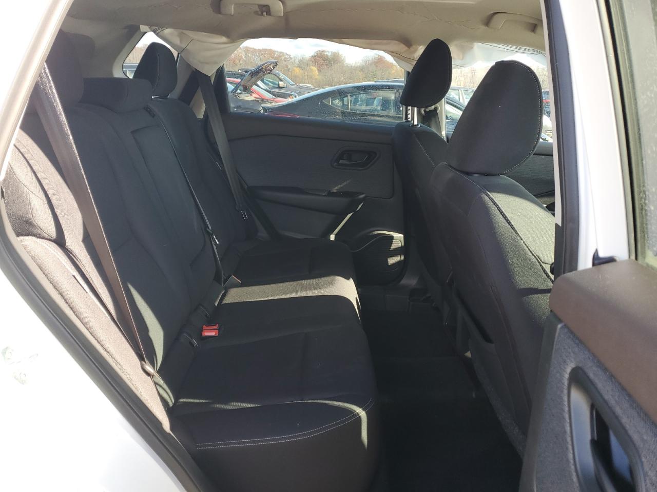 Nissan Rogue S Image 11