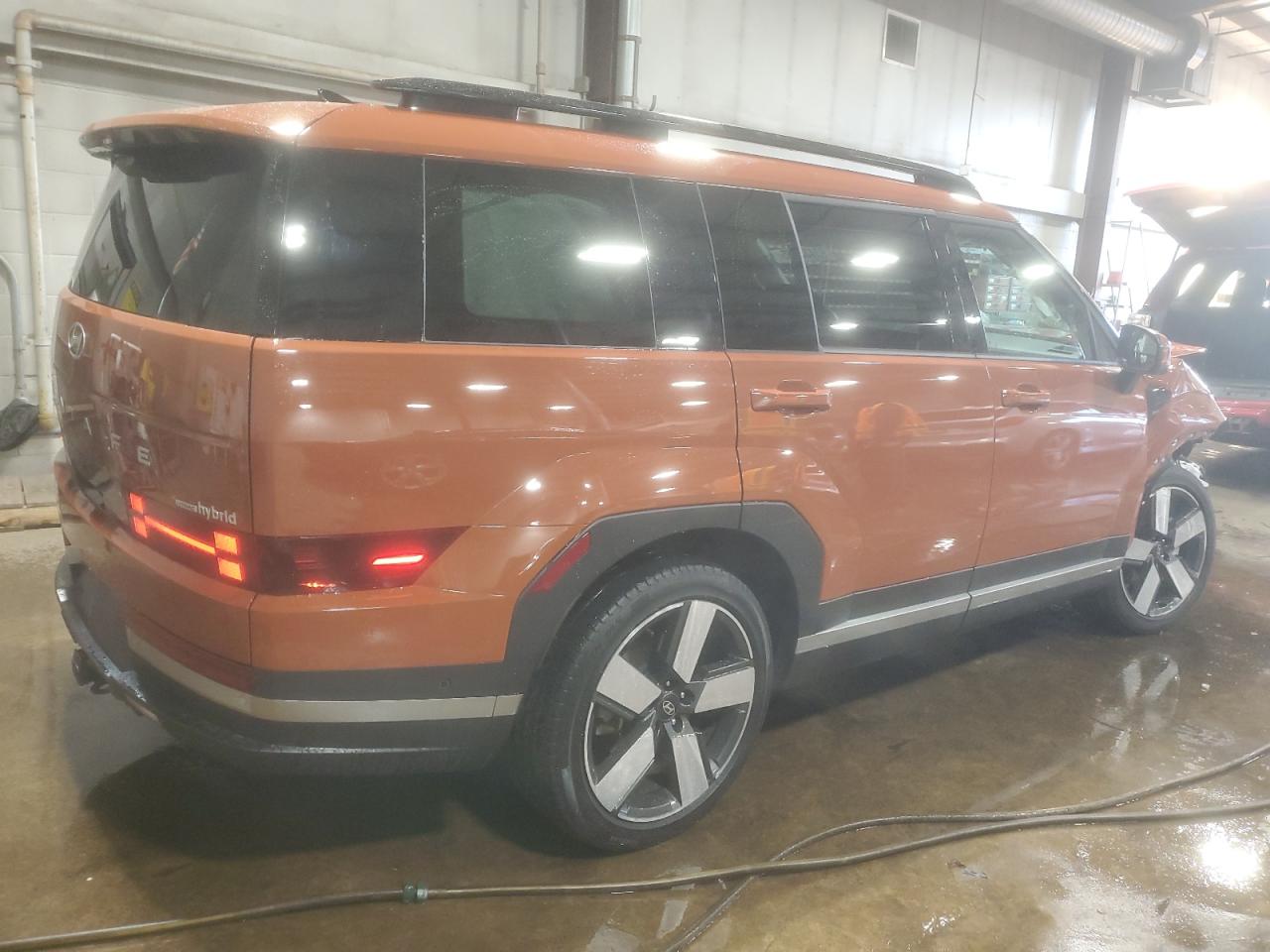 Hyundai SANTA FE Limited Image 13