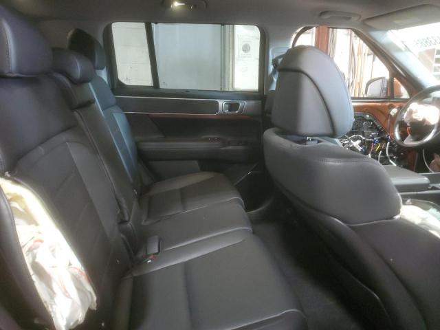 Hyundai SANTA FE Limited Image 11