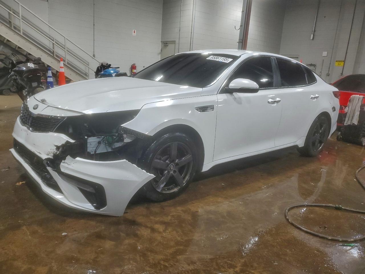 Kia Optima Lx Image 1