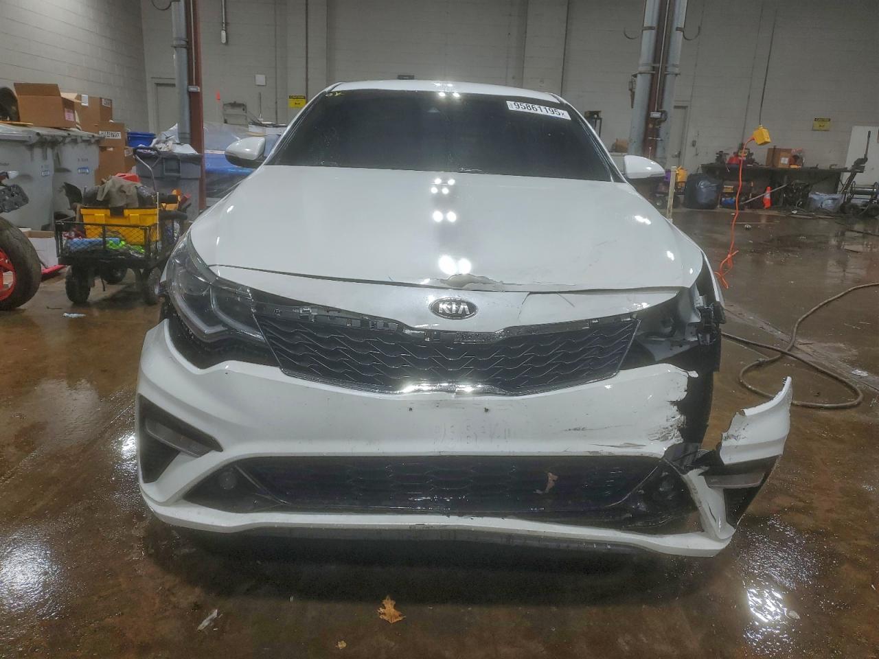 Kia Optima Lx Image 8