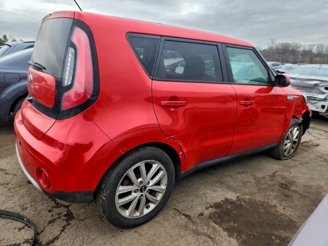 Kia Soul + Image 11