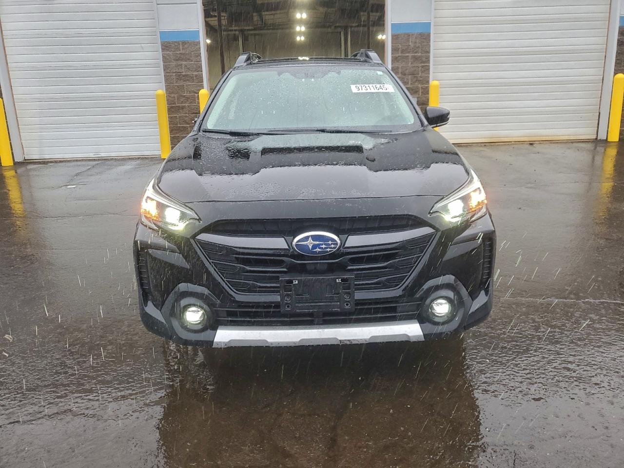 Subaru Outback Limited Image 6