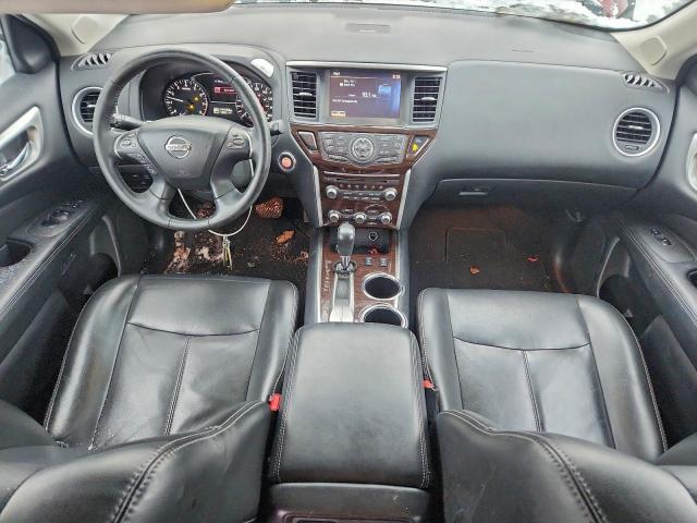 Nissan Pathfinder S Image 9