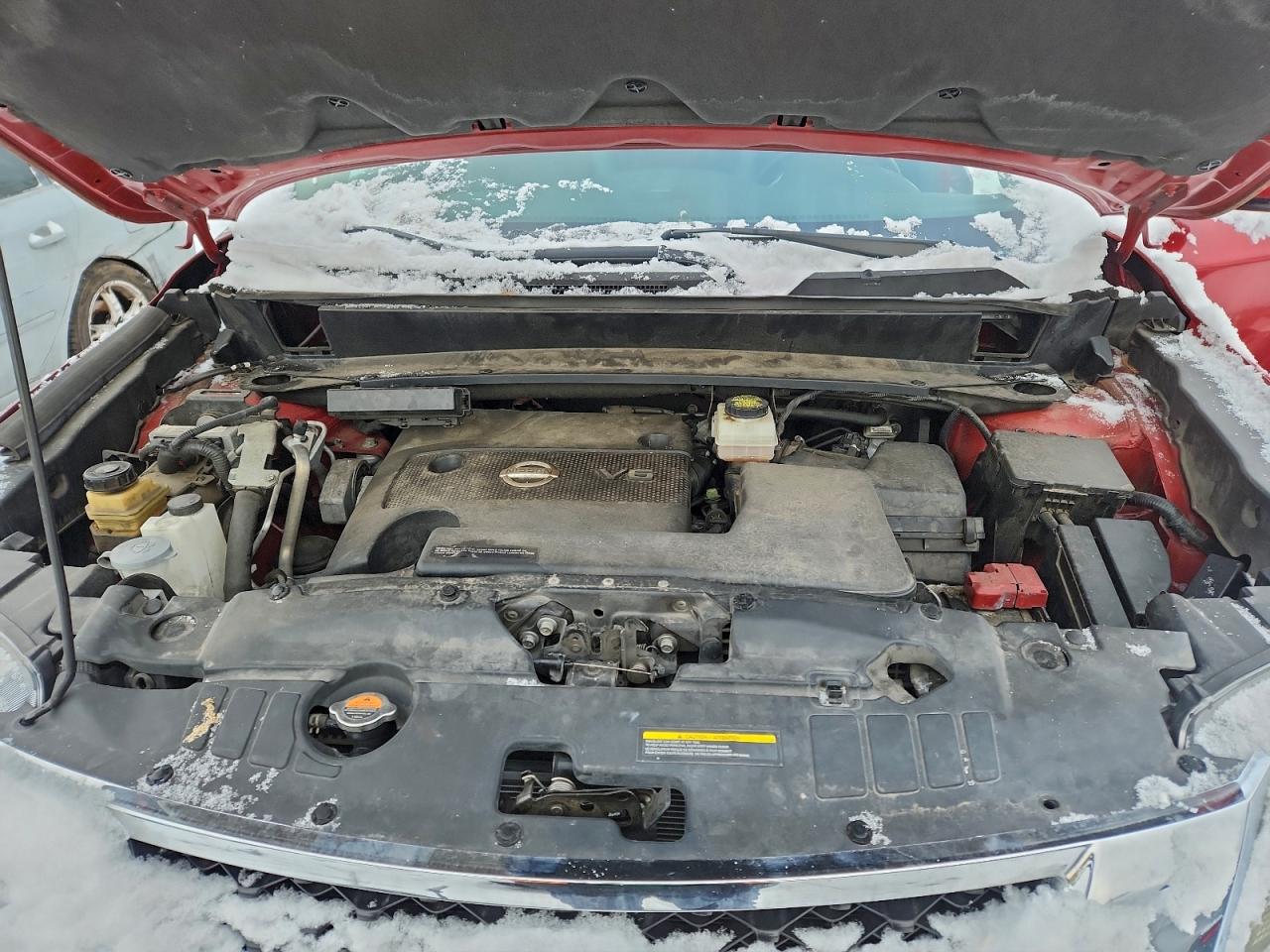 Nissan Pathfinder S Image 5