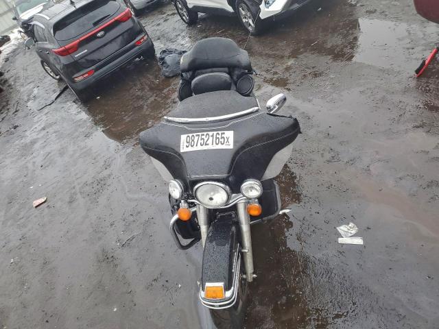 Harley-Davidson Fl Image 4