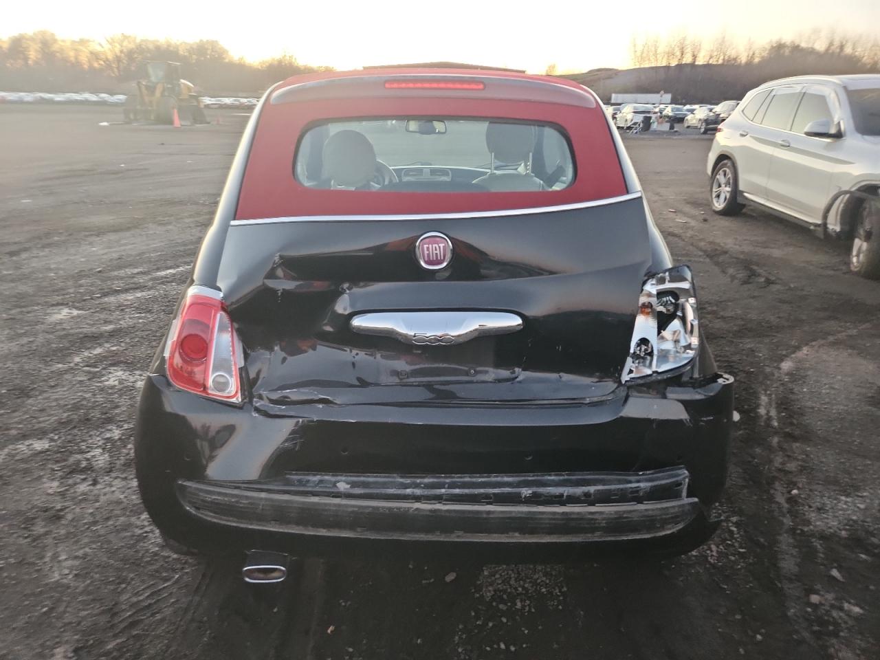 FIAT 500 Lounge Image 8