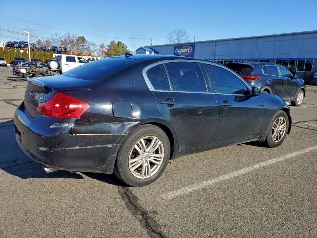 INFINITI G37 Image 2