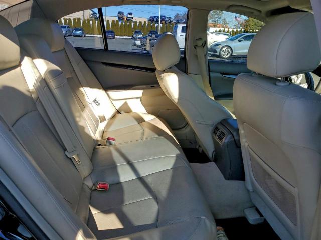 INFINITI G37 Image 8