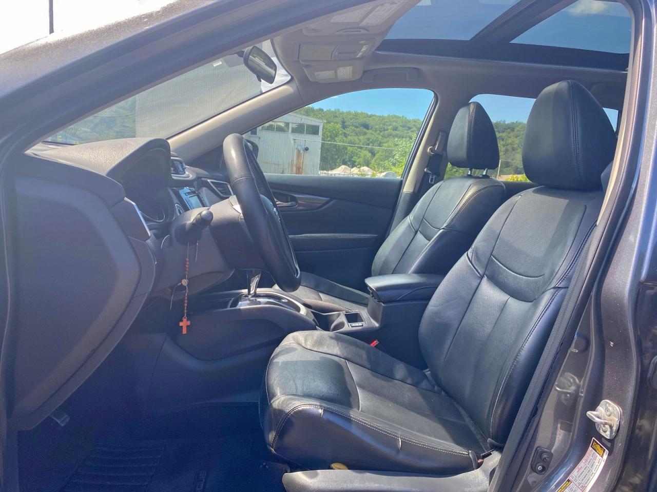 Nissan Rogue S Image 9