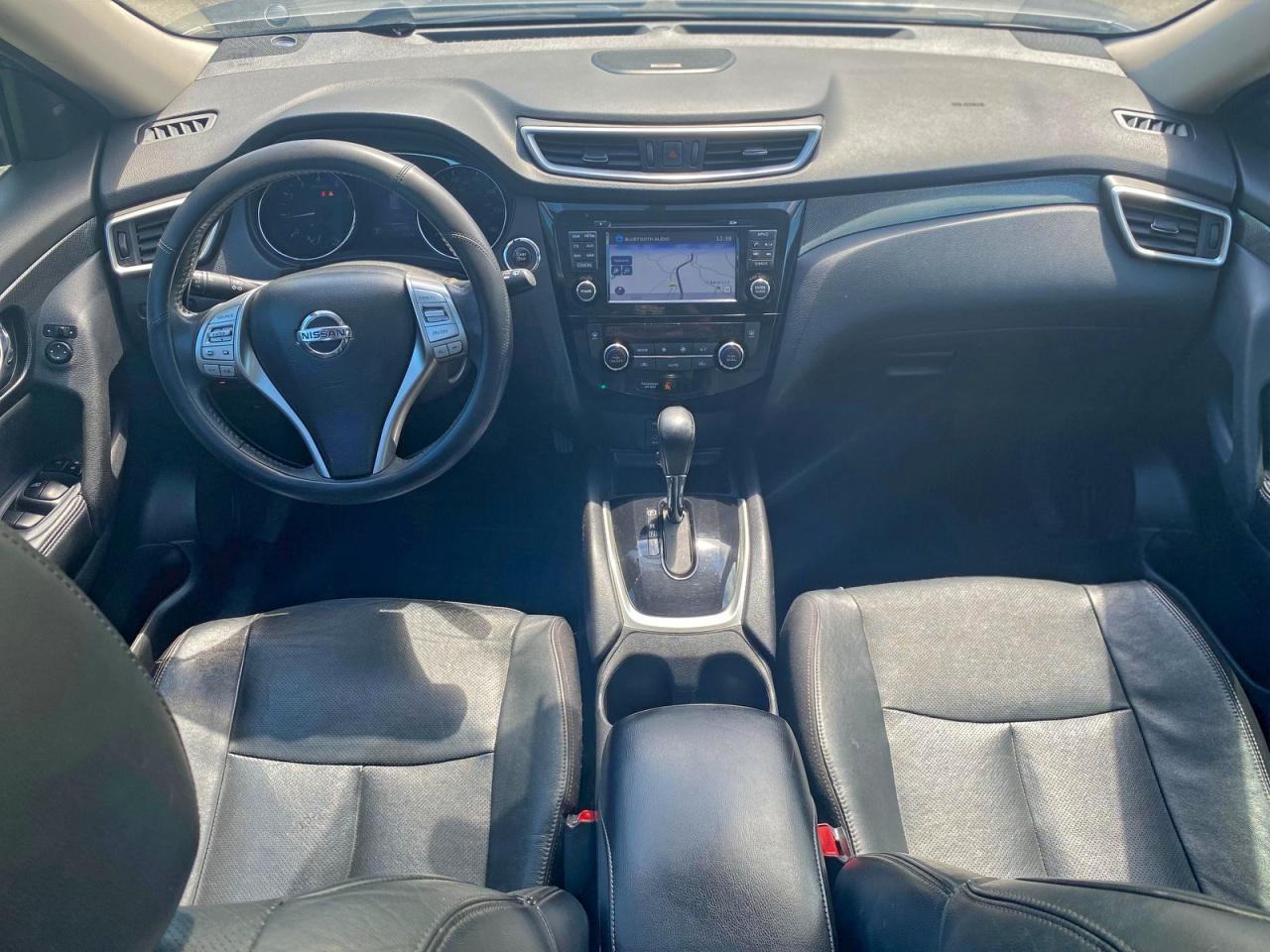 Nissan Rogue S Image 4