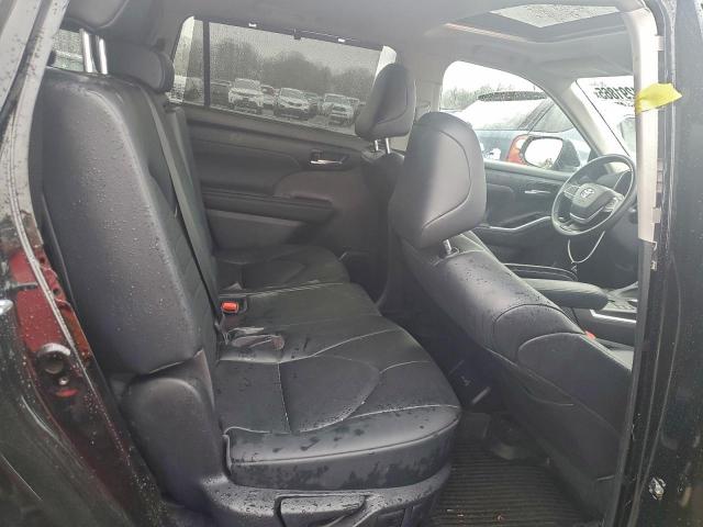 Toyota Highlander L Image 9