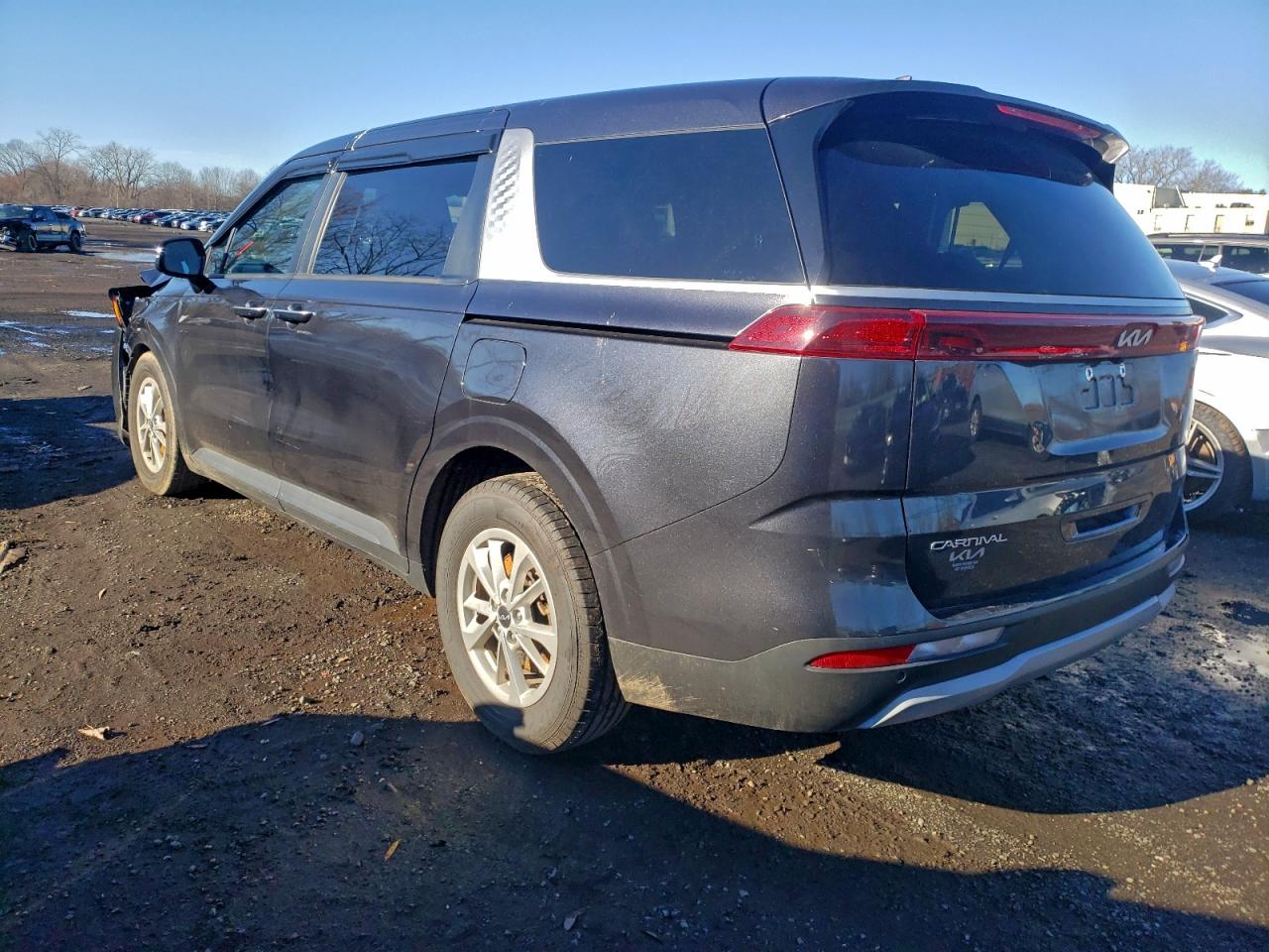 Kia Carnival Lx Image 5