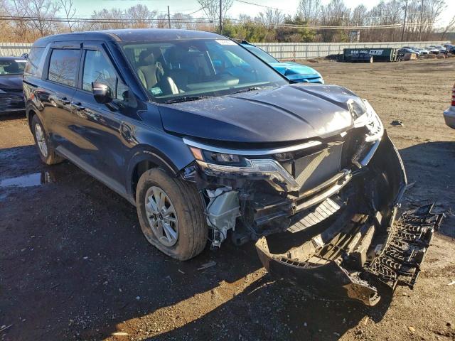 Kia Carnival Lx Image 3