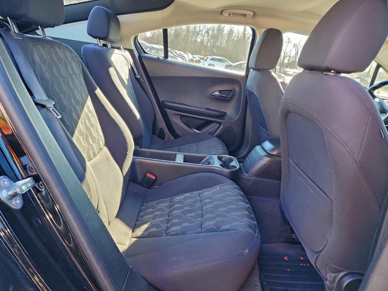 Chevrolet Volt Image 7