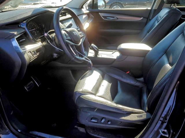 Cadillac XT5 Luxury Image 2