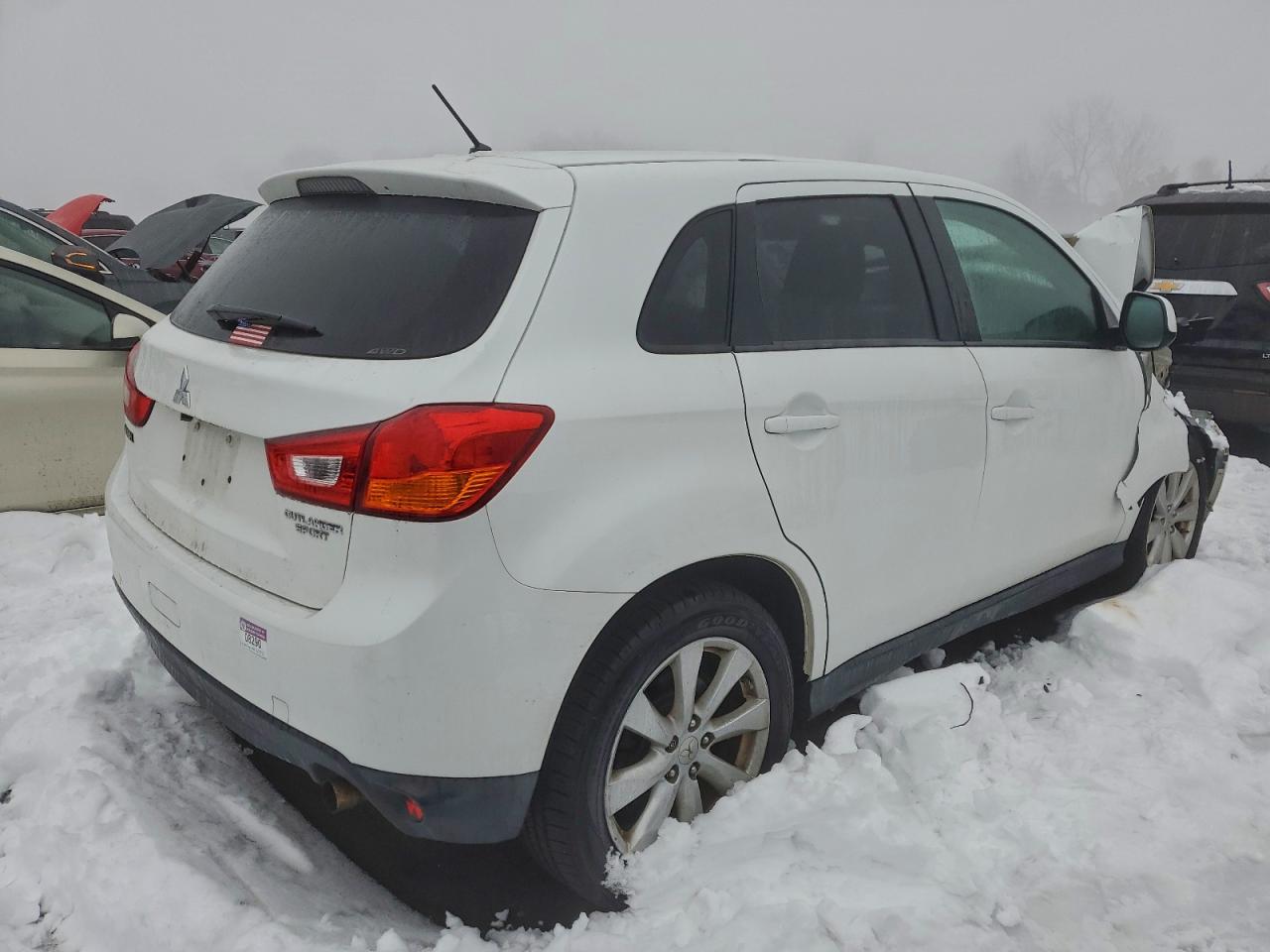 Mitsubishi Outlander Es Image 7